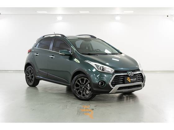 HYUNDAI HB20X 1.6 16V PREMIUM FLEX 4P AUTOMÁTICO HYUNDAI HB20X 1.6 16V PREMIUM FLEX 4P AUTOMÁTICO